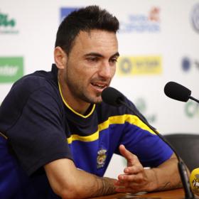 Momo, sincero: "El equipo se bloqueó y descentró" Momo, sincero: "El equipo se bloqueó y descentró"