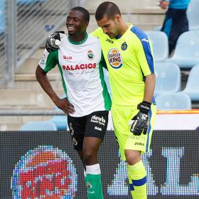 Un Getafe poco ambicioso firma tablas ante el Racing Un Getafe poco ambicioso firma tablas ante el Racing