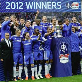 Ramires y Drogba dan a Di Matteo su primer título Ramires y Drogba dan a Di Matteo su primer título