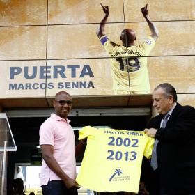 Senna: "Llegué en Primera y no puedo irme en Segunda" Senna: "Llegué en Primera y no puedo irme en Segunda"