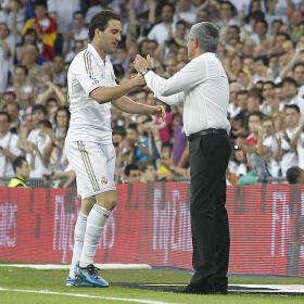 ...y lo celebró convenciendo a Higuaín para que se quede ...y lo celebró convenciendo a Higuaín para que se quede