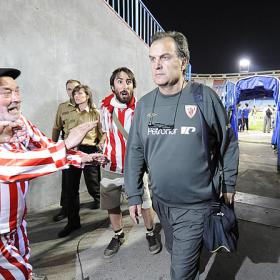 Marcelo Bielsa no cambiará al Athletic por otro equipo Marcelo Bielsa no cambiará al Athletic por otro equipo