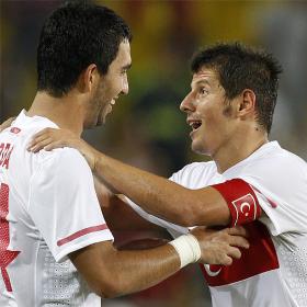 Arda: "Emre para mí es como un hermano mayor" Arda: "Emre para mí es como un hermano mayor"