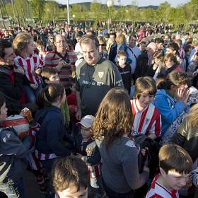 Bielsa apura el 'sí' hasta hoy Bielsa apura el 'sí' hasta hoy