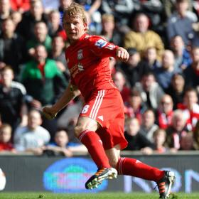 Dirk Kuyt deja el Liverpool y ficha por el Fenerbahce Dirk Kuyt deja el Liverpool y ficha por el Fenerbahce