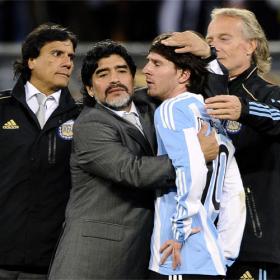 Maradona: "Messi tiene que aprender a liderar a Argentina" Maradona: "Messi tiene que aprender a liderar a Argentina"