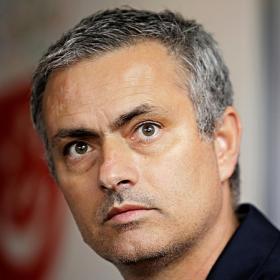 Mou: "El objetivo de esta temporada es la Champions" Mou: "El objetivo de esta temporada es la Champions"
