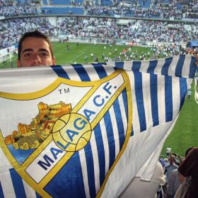 La afición frena al club en el cambio de escudo La afición frena al club en el cambio de escudo