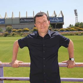 Espera la llegada del técnico para analizar la plantilla Espera la llegada del técnico para analizar la plantilla