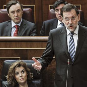 Rajoy elogia el "mérito increíble" de 'la roja'