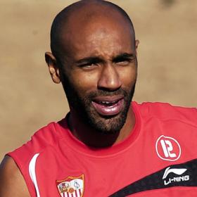 Kanouté abandona el Sevilla y se marcha al Beijing Guoan Kanouté abandona el Sevilla y se marcha al Beijing Guoan