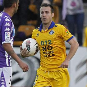 El Zaragoza acelera por Montañés y Javi Fuego El Zaragoza acelera por Montañés y Javi Fuego