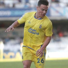 Insólita renovación pordos años de Roque Mesa Insólita renovación pordos años de Roque Mesa