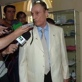 Lopera: 30 millones de perjuicio y ni un solo aval en el Betis Lopera: 30 millones de perjuicio y ni un solo aval en el Betis