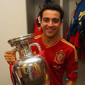 Xavi, 23 títulos, ya supera a Gento, que conquistó 22 Xavi, 23 títulos, ya supera a Gento, que conquistó 22