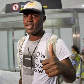 Tras Campbell firmará otro zurdo, Juan Carlos Tras Campbell firmará otro zurdo, Juan Carlos