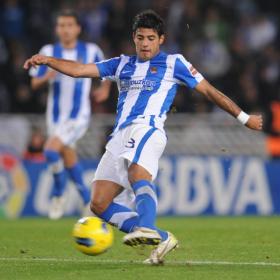 El Arsenal no descarta ceder a Vela El Arsenal no descarta ceder a Vela