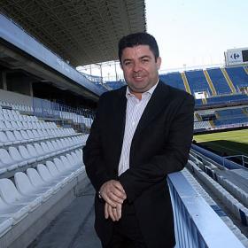 El Málaga espera dinero de Catar para poder fichar El Málaga espera dinero de Catar para poder fichar