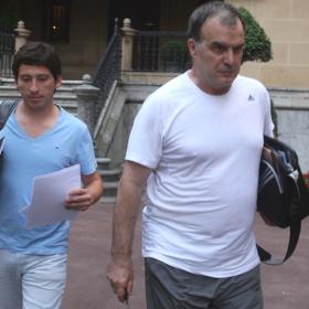 Bielsa divide a la afición Bielsa divide a la afición