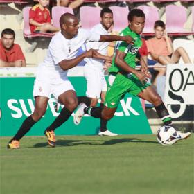 El Betis golea al Olhanense, de la Primera portuguesa El Betis golea al Olhanense, de la Primera portuguesa