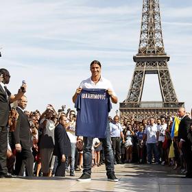 El altísimo sueldo de Ibrahimovic (14,5M) revoluciona Francia El altísimo sueldo de Ibrahimovic (14,5M) revoluciona Francia