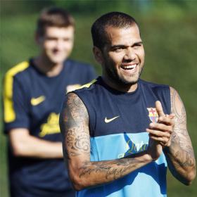 Alves: "Me molestó que el club no desmintiera mi salida" Alves: "Me molestó que el club no desmintiera mi salida"