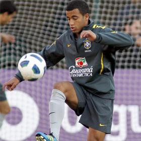 El agente de Lucas Moura dice que seguirá en el Sao Paulo El agente de Lucas Moura dice que seguirá en el Sao Paulo