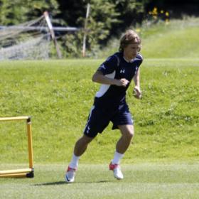 Modric pide perdón a Levy y está más cerca del Madrid Modric pide perdón a Levy y está más cerca del Madrid