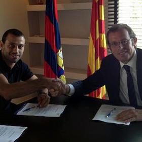 Mascherano: "Haciéndolo bien, estaré aquí muchos años" Mascherano: "Haciéndolo bien, estaré aquí muchos años"