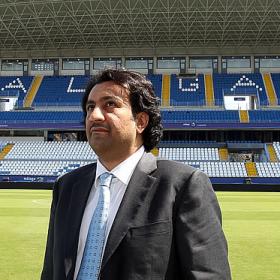 Se cae Taçi y el Málaga sigue en plena subasta Se cae Taçi y el Málaga sigue en plena subasta