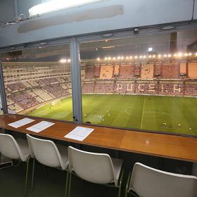 Las radios pagarán 98 euros por entrar a los estadios Las radios pagarán 98 euros por entrar a los estadios