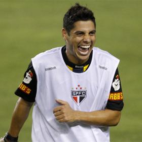 Cicinho: "Iba a bares diciendo que me lo iba a beber todo" Cicinho: "Iba a bares diciendo que me lo iba a beber todo"