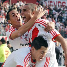 River vuelve a una liga con tres campeones por curso River vuelve a una liga con tres campeones por curso