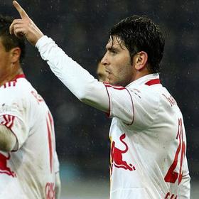 Soriano hace un doblete con el Red Bull y ya es el Pichichi Soriano hace un doblete con el Red Bull y ya es el Pichichi