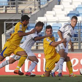 Un gol de Mosquera en el 90' mantiene al Castilla invicto Un gol de Mosquera en el 90' mantiene al Castilla invicto