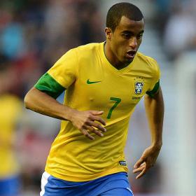 El PSG lleva gastados 143 millones tras fichar a Lucas El PSG lleva gastados 143 millones tras fichar a Lucas