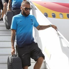 Alves se resiste a firmar la paz con Mourinho Alves se resiste a firmar la paz con Mourinho