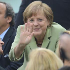 Del Bosque acepta la invitación a cenar de Merkel Del Bosque acepta la invitación a cenar de Merkel