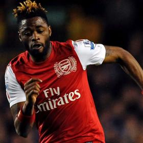 Song, ni en el banquillo en el debut liguero del Arsenal Song, ni en el banquillo en el debut liguero del Arsenal