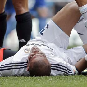 Pepe abandona el hospital, pero es duda contra el Barcelona Pepe abandona el hospital, pero es duda contra el Barcelona