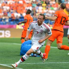 El Celta cierra el fichaje del internacional danés Krohn Dehli El Celta cierra el fichaje del internacional danés Krohn Dehli