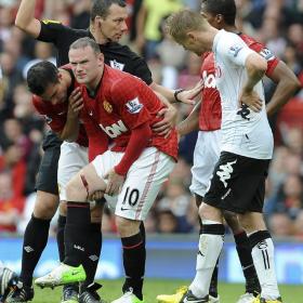 Rooney sufre un corte en el muslo y podría ser baja un mes Rooney sufre un corte en el muslo y podría ser baja un mes