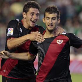 El Rayo sigue siendo la bestia negra de un Betis blando El Rayo sigue siendo la bestia negra de un Betis blando
