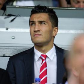 Nuri Sahin estuvo en Anfield en el empate del Liverpool Nuri Sahin estuvo en Anfield en el empate del Liverpool