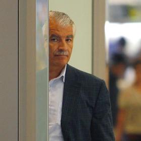 Pernía aborta in extremis un Consejo en Kuwait al ser detectados por AS Pernía aborta in extremis un Consejo en Kuwait al ser detectados por AS
