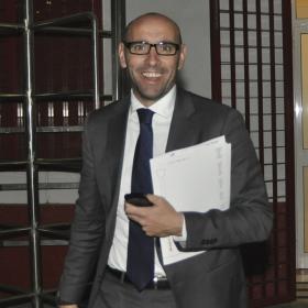 Monchi busca un plan C para el centro del campo Monchi busca un plan C para el centro del campo