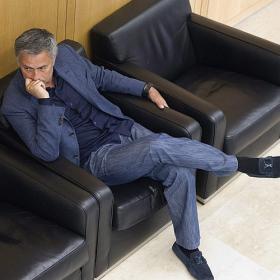 Mourinho se encontrará con Tito mañana en el foro de la UEFA Mourinho se encontrará con Tito mañana en el foro de la UEFA