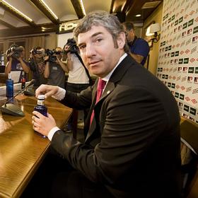 "Quizás convenzamos entre todos a Llorente" "Quizás convenzamos entre todos a Llorente"