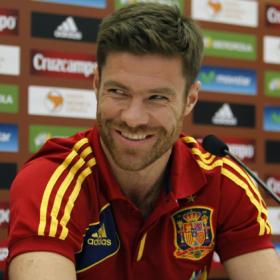 Xabi Alonso: "Cada uno es como es; yo estoy contento" Xabi Alonso: "Cada uno es como es; yo estoy contento"