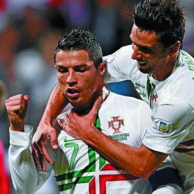 Cristiano Ronaldo marca con Portugal y sí lo celebra Cristiano Ronaldo marca con Portugal y sí lo celebra